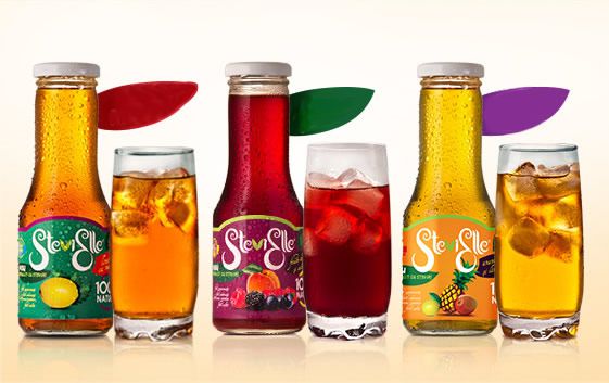 Instant and liquid natural juices sweetened with STEVIA